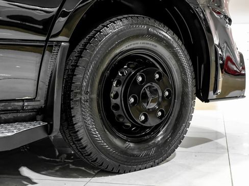 Used 2024 Mercedes-Benz Sprinter 3500 image 48