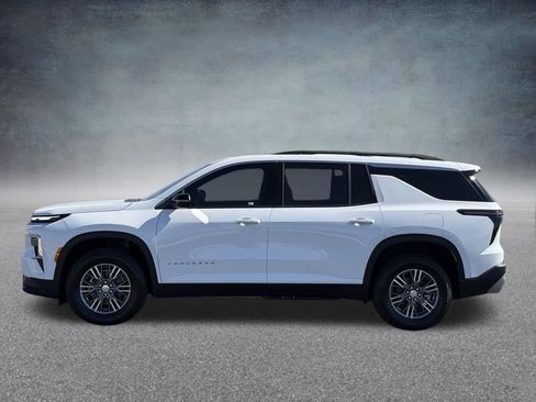 New 2026 Chevrolet Traverse LT image 7