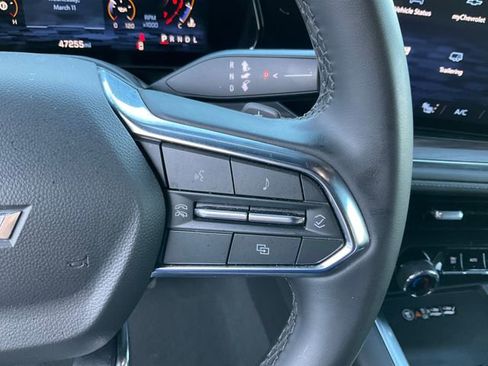 Used 2025 Chevrolet Tahoe LT image 12