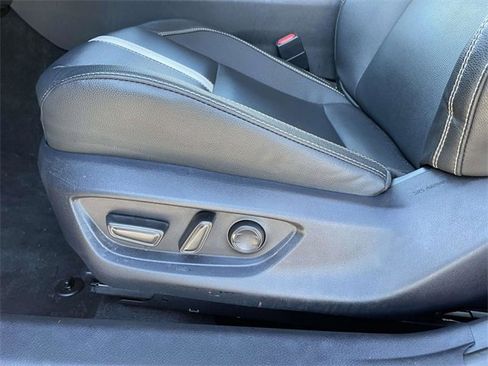 Used 2025 Toyota Camry SE image 20