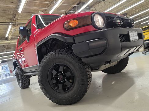 Used 2012 Toyota FJ Cruiser w/ Trail Teams Special Edition image 47