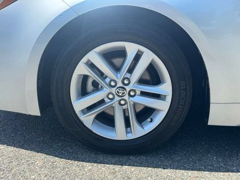 Used 2019 Toyota Corolla SE FWD image 9