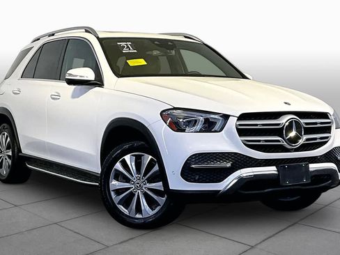 Used 2021 Mercedes-Benz GLE 450 4MATIC image 3