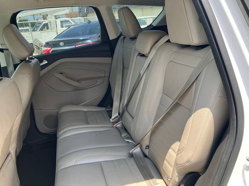 Used 2018 Ford Escape SEL AWD/4WD image 9