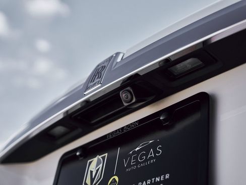 Used 2022 Rolls-Royce Ghost w/ Ghost Package image 14