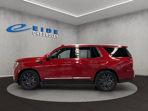 Used 2023 GMC Yukon Denali AWD/4WD image 7
