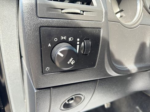 Used 2009 Dodge Challenger SRT8 w/ SRT Option Group II image 25