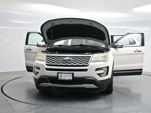 Used 2016 Ford Explorer Platinum AWD/4WD image 44