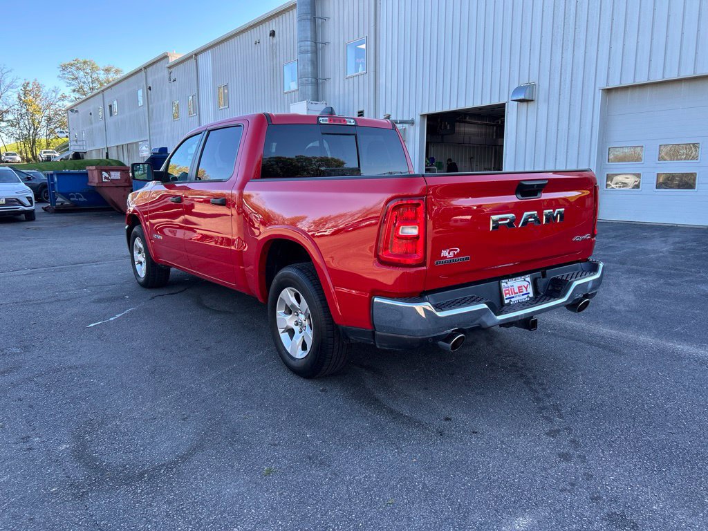 Used 2025 RAM 1500 Big Horn AWD/4WD image 9