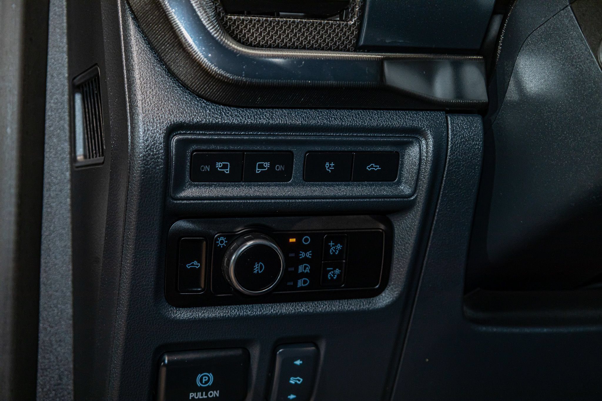 Used 2024 Ford F150 Raptor AWD/4WD image 18