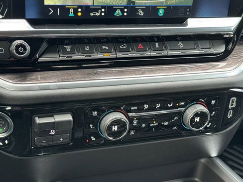 New 2026 Chevrolet Silverado 2500 LTZ w/ LTZ Premium Package image 19