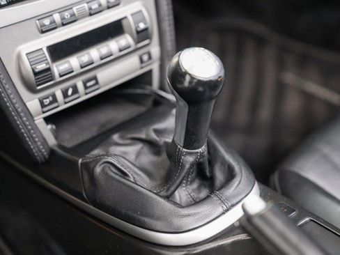 Used 2005 Porsche 911 Carrera S image 35