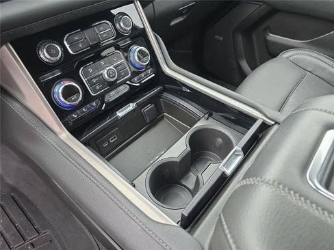 Used 2022 GMC Yukon XL Denali w/ Max Trailering Package AWD/4WD image 29