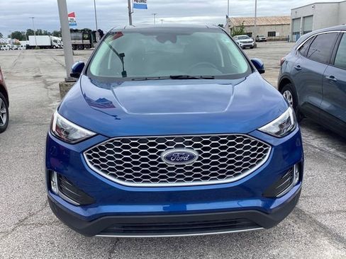 Used 2024 Ford Edge SEL w/ Convenience Package AWD/4WD image 2