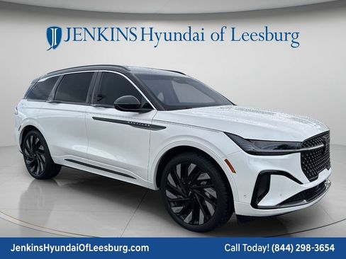 Used 2024 Lincoln Nautilus Black Label w/ Jet Appearance Package (87T) AWD/4WD image 1
