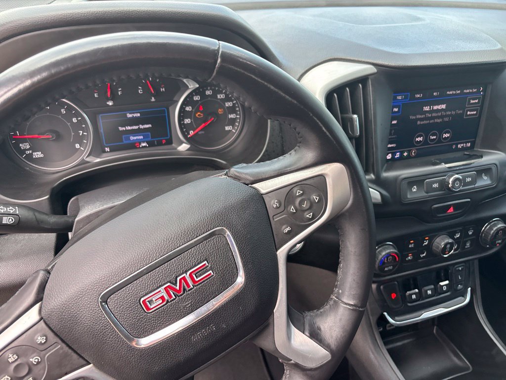 Used 2020 GMC Terrain SLE w/ Driver Convenience Package FWD image 10