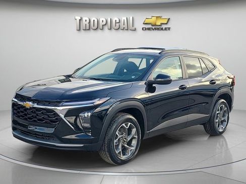 New 2026 Chevrolet Trax LT image 1