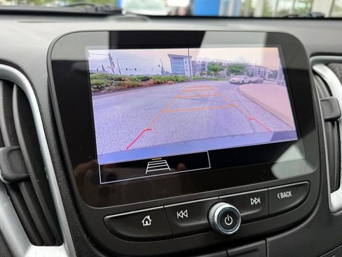Used 2023 Chevrolet Malibu LT w/ Driver Confidence Package FWD image 5