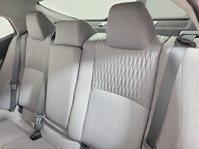 Used 2025 Toyota Camry Hybrid FWD image 13