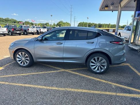 Used 2024 Buick Envista Avenir FWD image 7