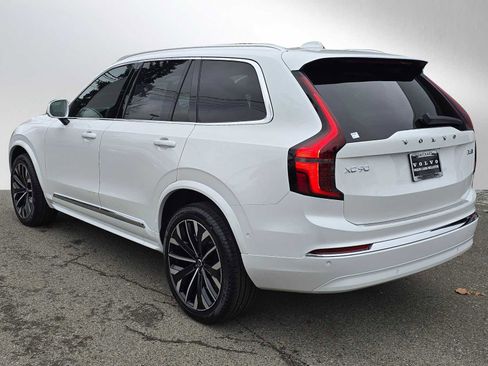 New 2026 Volvo XC90 B6 Plus w/ Protection Package Premier image 5