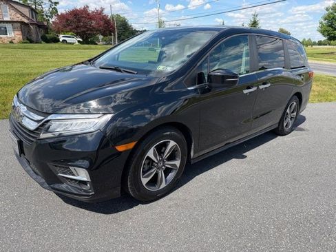 Used 2020 Honda Odyssey Touring image 1