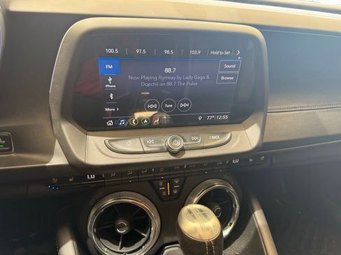 Used 2019 Chevrolet Camaro SS RWD image 18