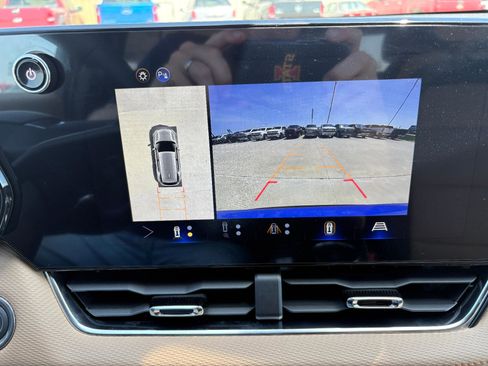 New 2026 Chevrolet Equinox ACTIV w/ Convenience Package III image 24