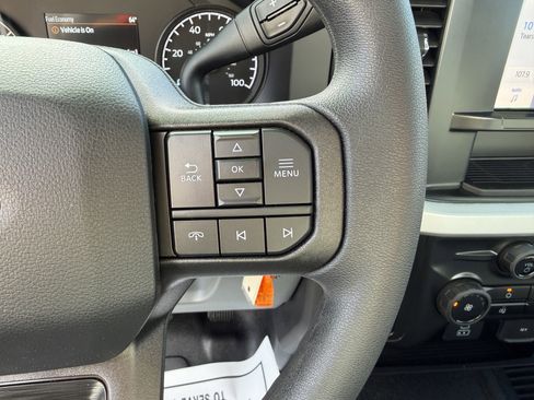 Used 2026 Ford F250 XL w/ XL Chrome Package image 16