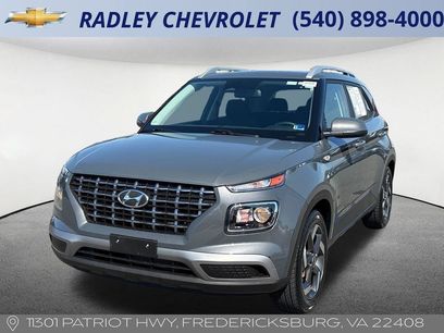 Used 2025 Hyundai Venue SEL