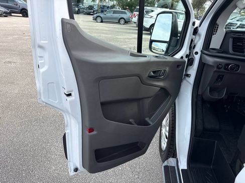 Used 2025 Ford Transit 250 Low Roof w/ Exterior Upgrade Package RWD image 14