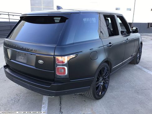 Used 2019 Land Rover Range Rover HSE image 5