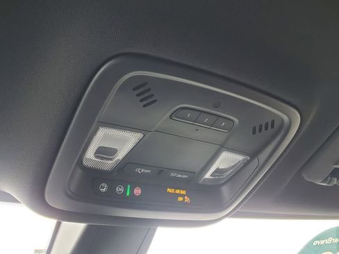Certified 2023 Chevrolet Traverse LT w/ LPO, Floor Liner Package AWD/4WD image 34
