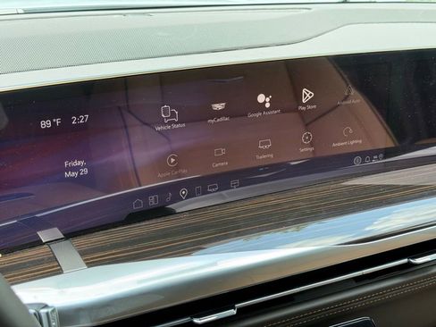 New 2026 Cadillac Escalade Luxury w/ Touring Package AWD/4WD image 33