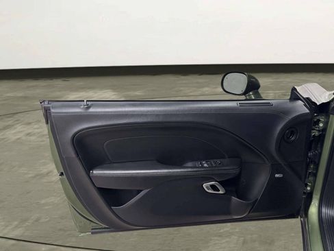 Used 2020 Dodge Challenger R/T Scat Pack w/ T/A Package RWD image 13