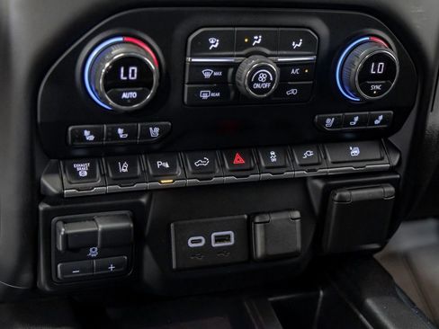 Used 2021 Chevrolet Silverado 3500 High Country w/ Snow Plow Prep/Camper Package image 28