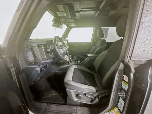 Used 2025 Ford Bronco Big Bend image 13