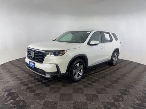 Certified 2025 Honda Pilot EX-L image 5