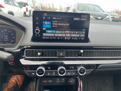 Used 2023 Honda Civic Touring image 7