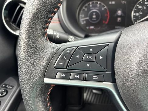 Used 2023 Nissan Kicks SR w/ SR Premium Package FWD image 36