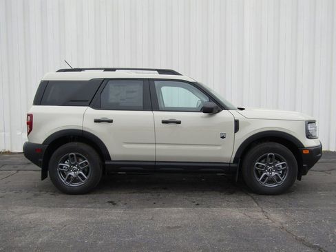 New 2025 Ford Bronco Sport Big Bend image 2