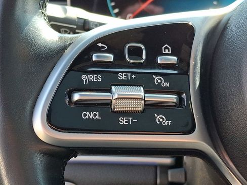 Certified 2022 Mercedes-Benz GLE 350 4MATIC image 17