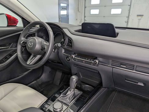 Certified 2025 MAZDA CX-30 AWD 2.5 S w/ Preferred Package image 41