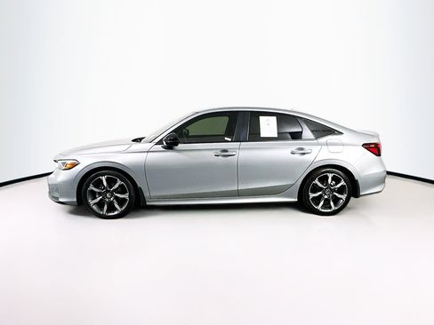 Used 2025 Honda Civic Sport Touring image 4