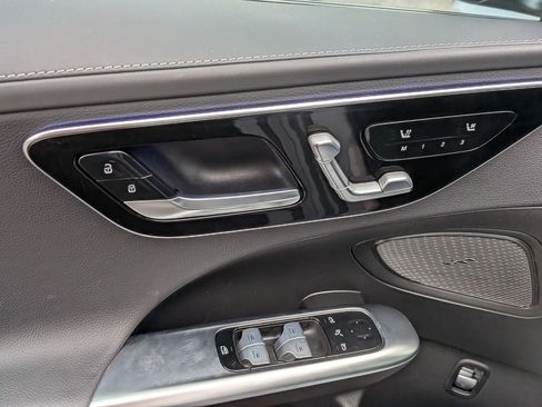 Certified 2025 Mercedes-Benz C 300 4MATIC Sedan image 13