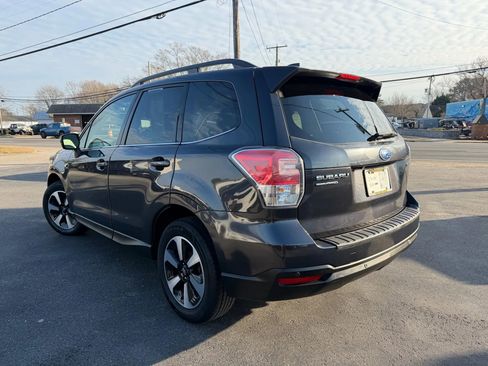 Used 2018 Subaru Forester 2.5i Limited image 5