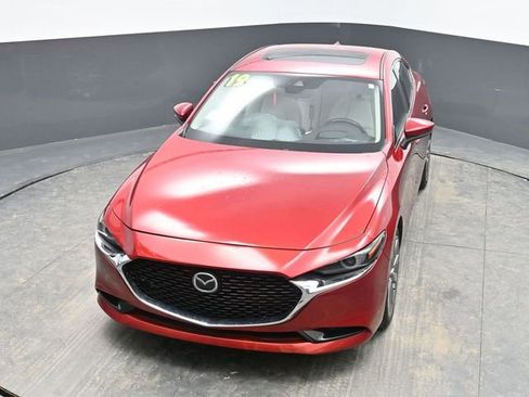 Used 2019 MAZDA MAZDA3 AWD Sedan w/ Premium Package image 17
