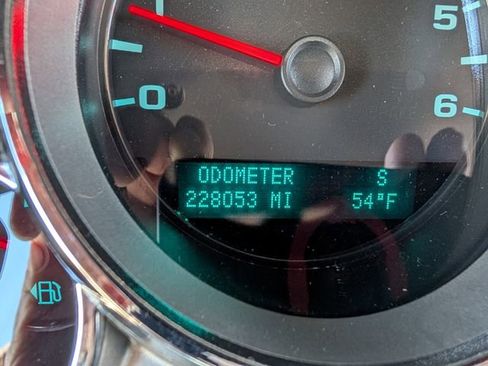 Used 2009 GMC Sierra 1500 SLE w/ Power Pack Plus image 19