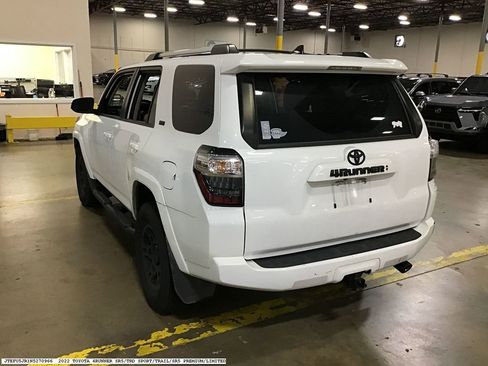 Used 2022 Toyota 4Runner SR5 Premium w/ Moonroof Package RWD image 6