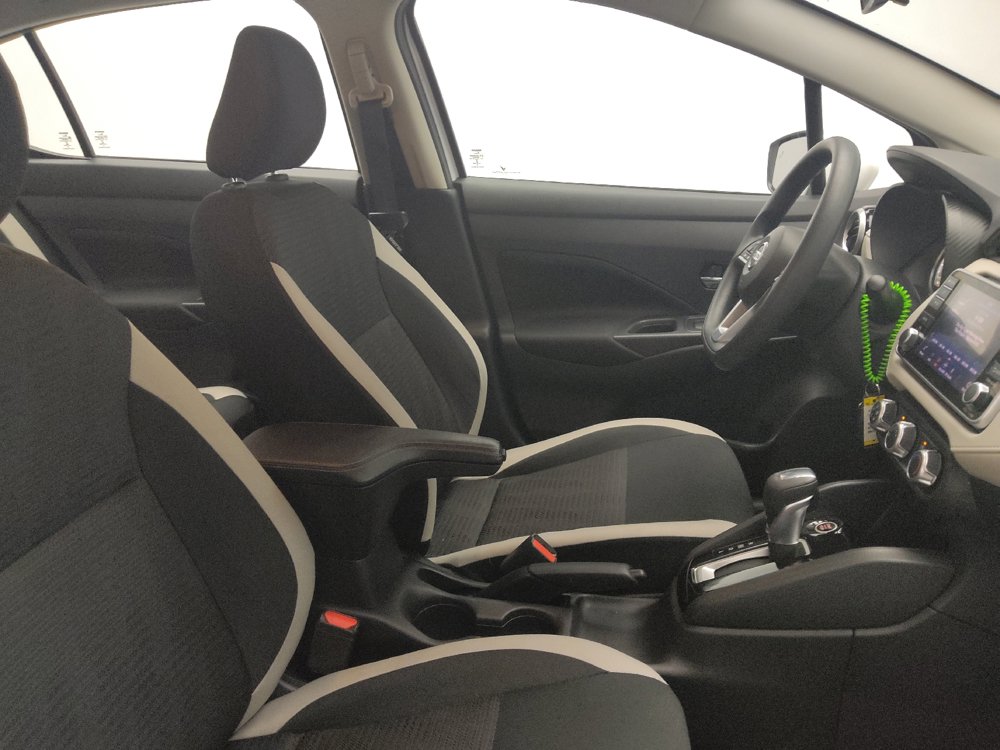 Used 2021 Nissan Versa SV FWD image 21